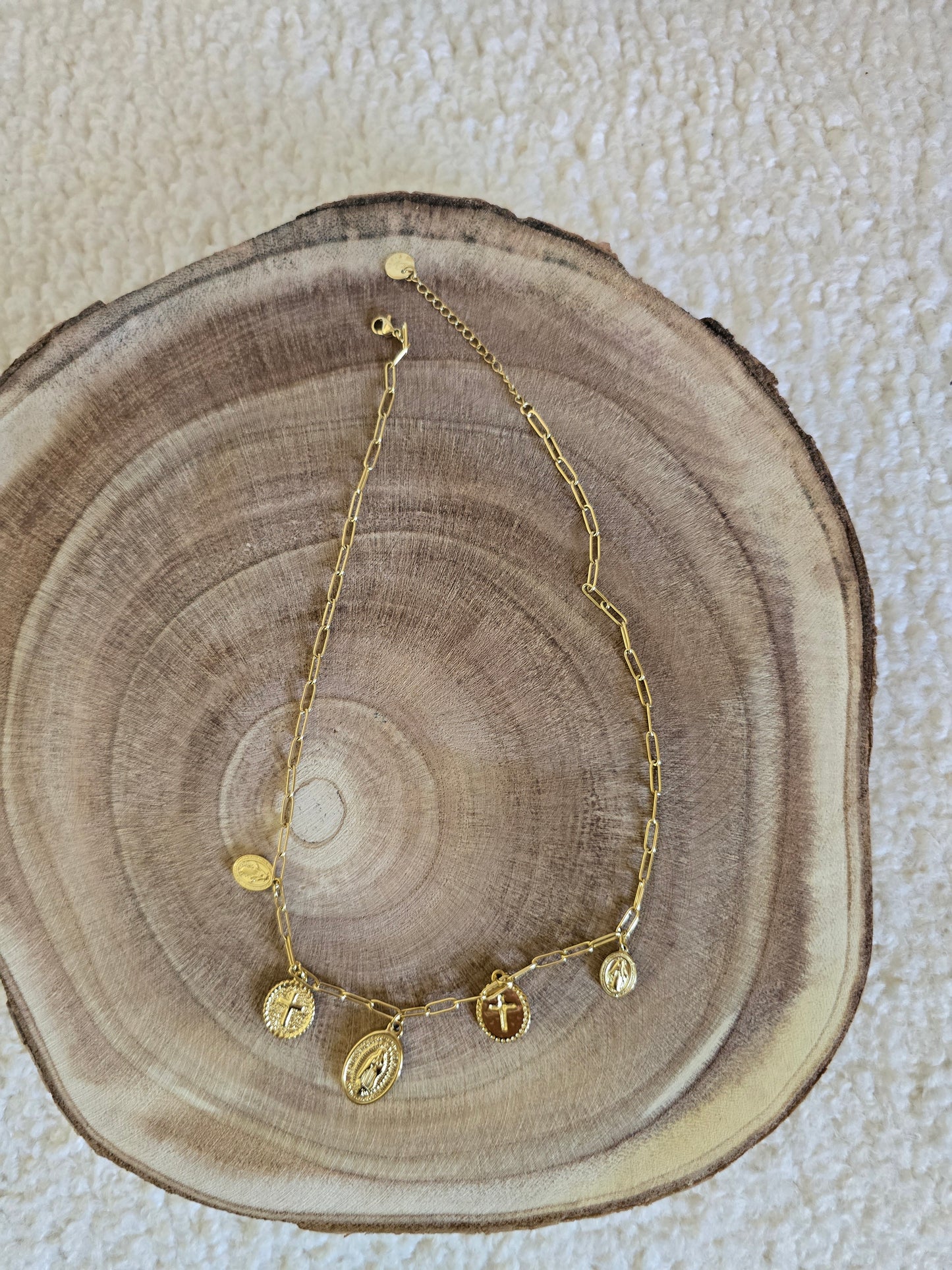 Collier Madone
