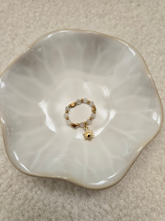 Bague soleil blanche