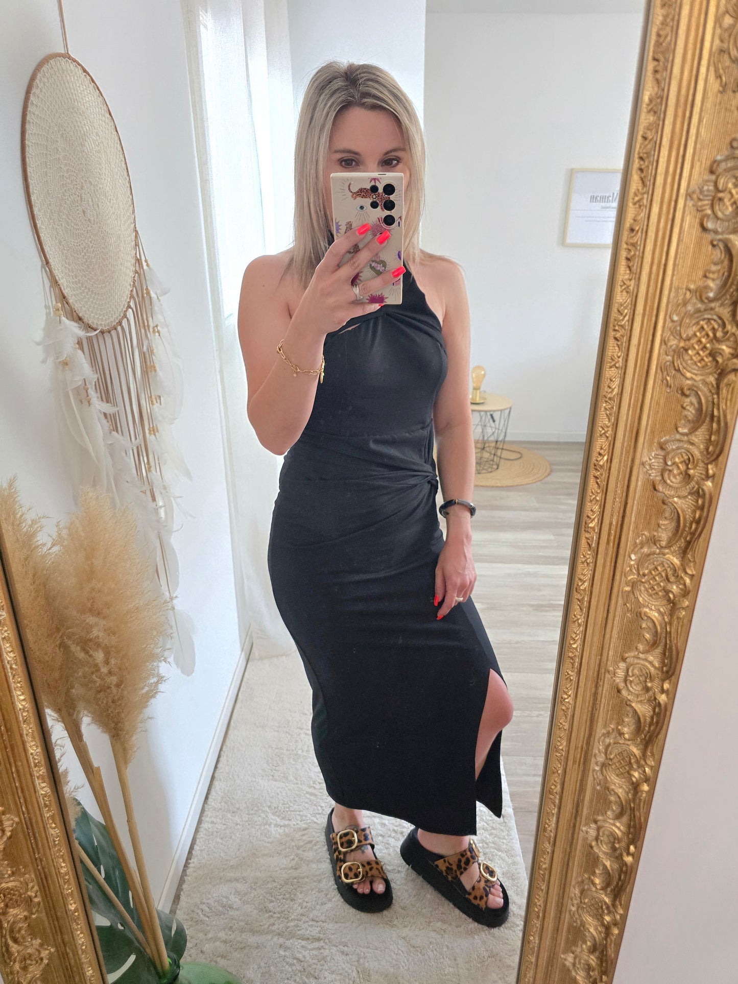 Robe Lola