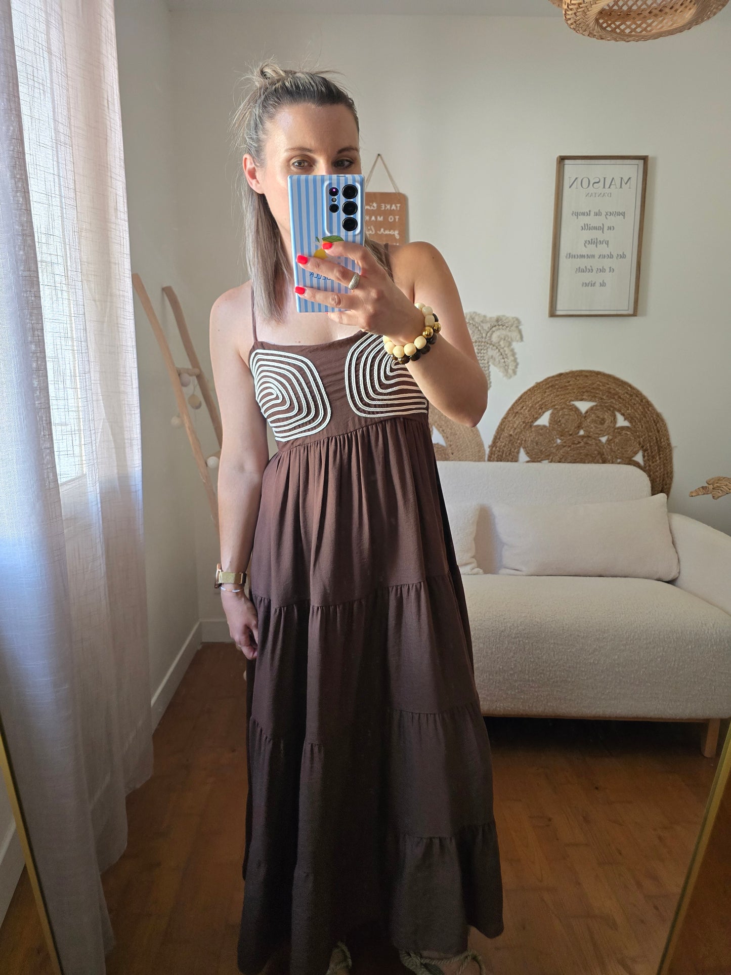 Robe Laly